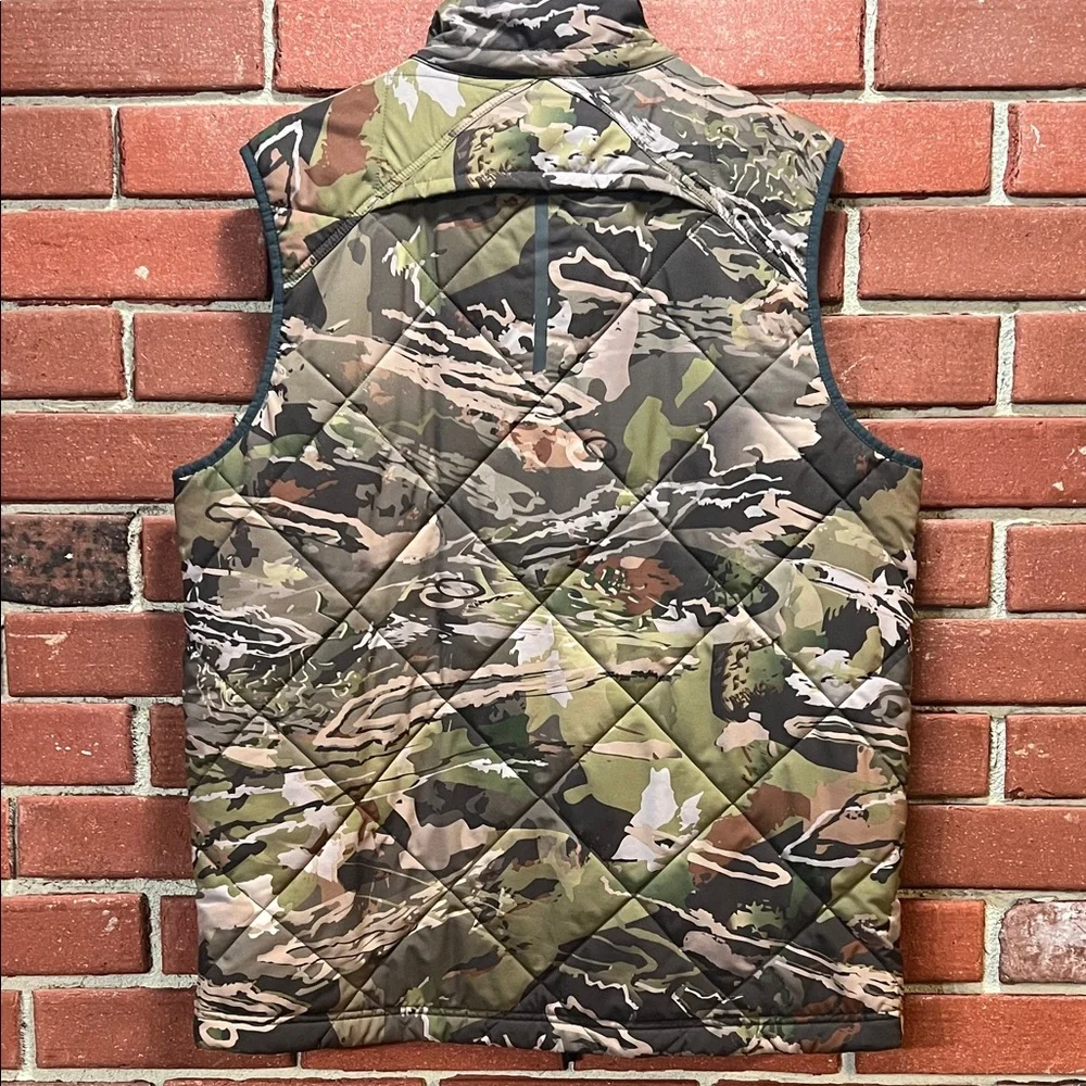 Under Armour Men's Camouflage Quilted Vest - Picture 4 of 4